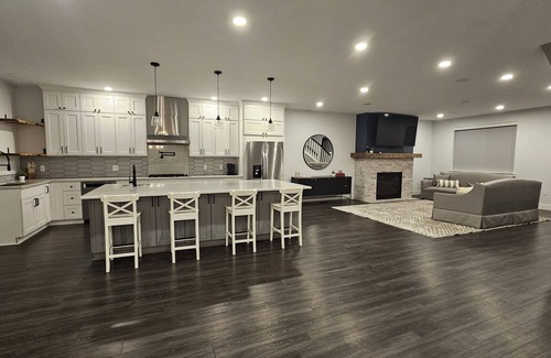 Renton House | 5 bed 2.5 bath w/detached game room. Open concept, spacious for large groups.