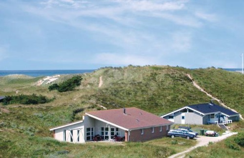 Houvig Strand House | 5 bedroom accommodation in Ringkøbing