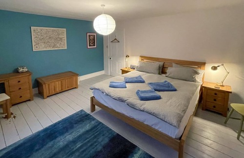 Littlehampton Cottage | 5 bedroom accommodation in Littlehampton