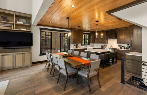 Big Sky House | 5 Bedroom Luxury Hillside Retreat in Big Sky