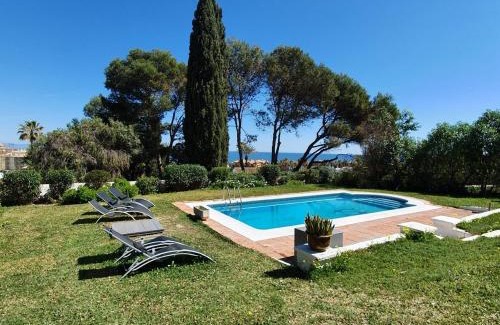 Castillo de Sabinillas Villa | 5 Bedroom Villa with HEATED Pool with breath-taking Sea Views, Walking distances to Shops Restaurants Beach