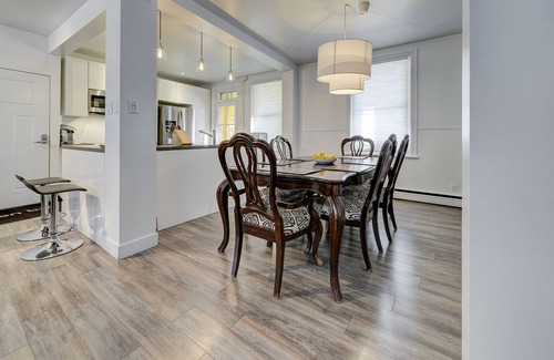 Saint-Jean-Baptiste Apartment | 5 Bedrooms Location & 10 Minutes Walk To Old Quebec