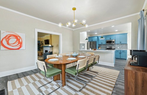 Central Oklahoma City House | 5 Beds Downtown OKC with Pickleball Court, Fire Pit, Hot Tub, Game Lounge