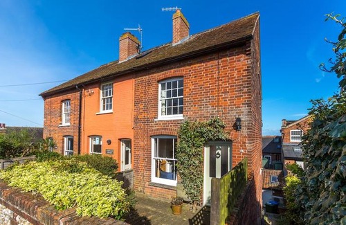 Aldeburgh House | 5 Coastguard Cottages