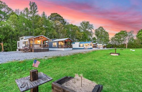 Guntersville Apartment | 5 Cozy Casita Lux Tiny House, Firepit, 5 Mins To Downtown Guntersville