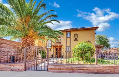 Sunrise Manor House | 5 guest Pool Jacuzzi BBQ Lake Casino Free Parking