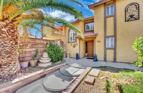 Sunrise Manor House | 5 guest Pool Jacuzzi BBQ Lake Casino Free Parking