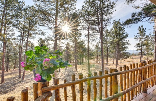 Hot Springs House | 5 Mi to Town Mtn-View Gem with Deck in Hot Springs