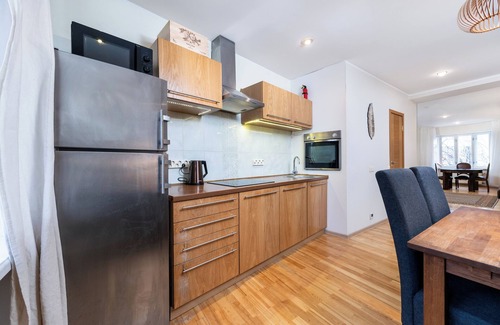 Kesklinn Apartment | 5 min from Port/free private parking/1BR