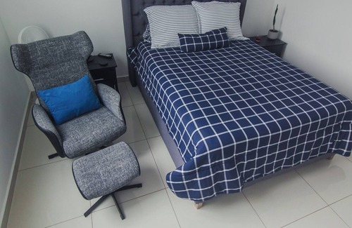 Cinco Esquinas Condo | 5 min from San Jose - Big apartment with pool&gym