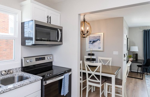 Dayton House | 5 min to UD, Fire Pit, Fenced Yard