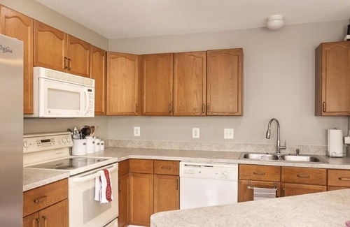 Hagerstown House | 5 mins to the Outlets Beautiful Mango Mania Palace