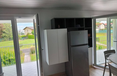 Monte Apartment | 5 minutes from the lake house with garden in residence with swimming pool