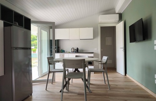 Monte Apartment | 5 minutes from the lake house with garden in residence with swimming pool