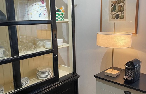 Andijk Ski Chalet | 5 Minutes from IJsselmeer. 6 persons Chalet with large private garden near water