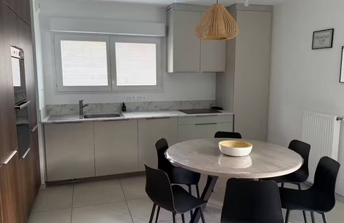 Doussard Apartment | 5 minutes from Lake Annecy, lovely 5-person apartment with terrace, private parking