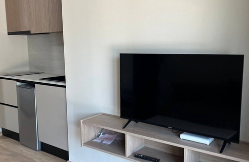 Vlore Apartment | 5 minutes from the beach! Studio with Garden View