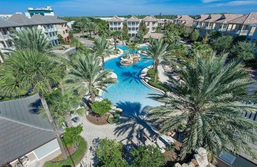 Villages of Crystal Beach House | ☛5 Minutes from the Beach★ Pool/Hot Tub★ Stocked☚