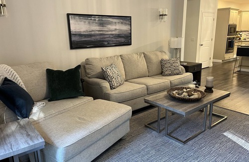 Georgetown House | 5 minutes to ND Campus! Recently built 3 bedroom home with outdoor living space