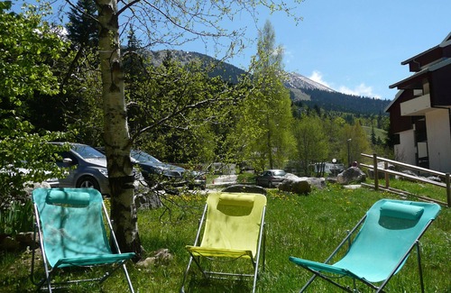 Correncon-en-Vercors Apartment | 5-person apartment at the foot of the slopes, south-facing