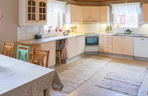 Billingsfors House | 5 person holiday home in BILLINGFORS-By Traum