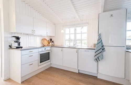 Henne Strand House | 5 person holiday home in Henne