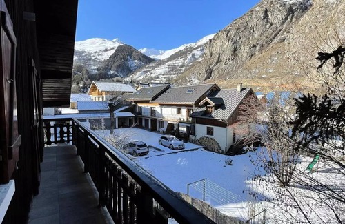 Valloire Apartment | 5 rooms 12 persons south-east facing