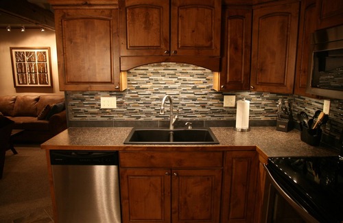 Wildernest Condo | 5-Star 2 Bdrm Condo-Mtn Views-Great Rates-Free WIFI- Personal Owner Contact