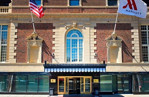 Downtown Syracuse Hotel | 5-Star Hotel ∙ Marriott Syracuse Downtown