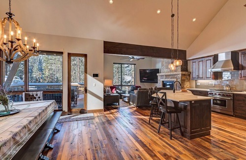 Breckenridge House | 5-Star Perfection | Views | 1.5 mi to Gondola/Town