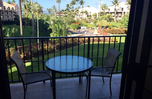 Kihei Condo | 5-Star Reviews! All Remodeled! Split Air! Quiet Building 5! Ocean/Garden View!