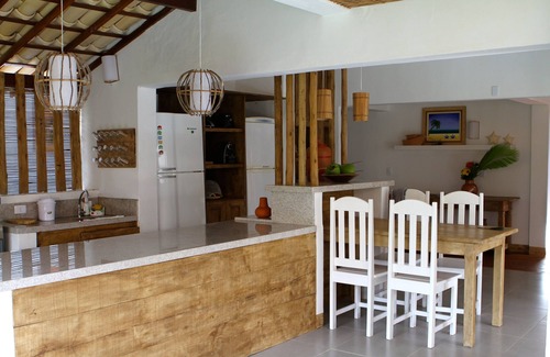 Trancoso House | 5 suites, Pool, sea view next to Mirror Beach with full kitchen
