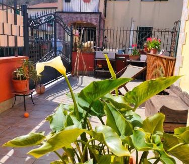 Arcola House | 5 terre, lerici,La casetta di Ginevra