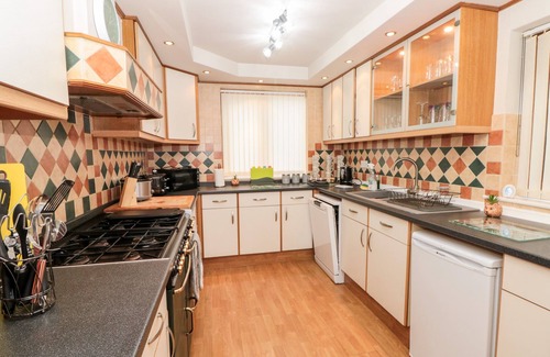 Scarborough Cottage | 5 Westwood Road