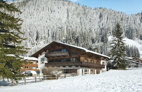 Sankt Anton am Arlberg Apartment | 50 m² Apartment ∙ 1 bedroom ∙ 4 guests