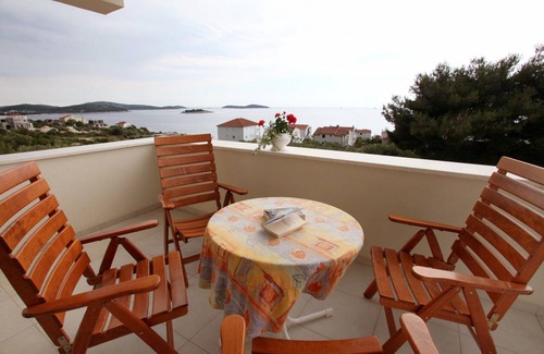 Rogoznica Apartment | 50 m² Apartment ∙ 2 bedrooms ∙ 5 guests