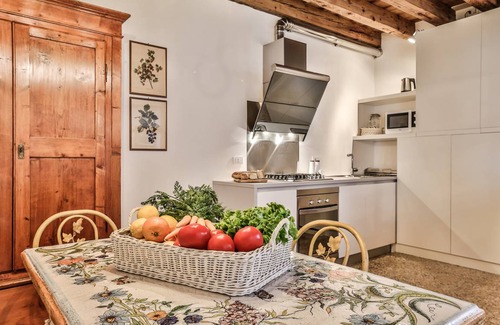 Castello Apartment | 50 m² Apartment ∙ 1 bedroom ∙ 2 guests
