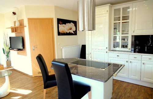 Leubnitz-Neuostra Apartment | 50 m² Apartment ∙ 1 bedroom ∙ 2 guests