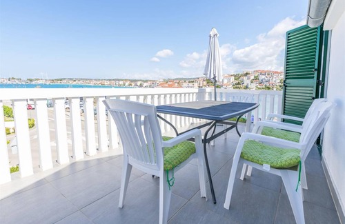 Rogoznica Apartment | 50 m² Apartment ∙ 2 bedrooms ∙ 4 guests