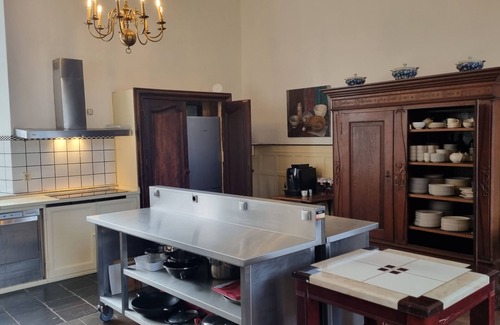 Schinnen Bed & Breakfast | 50 people group package, all of Castle Terborgh private for you!