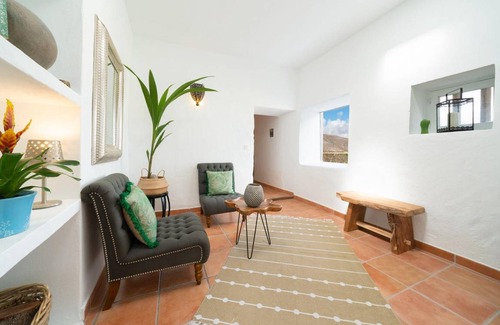 Guatiza Villa | 500 m² Villa ∙ 2 bedrooms ∙ 4 guests