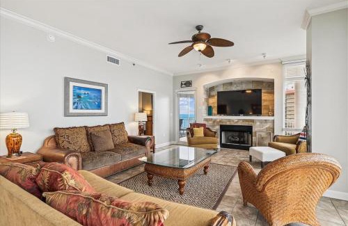 Thomas Drive Apartment | 501 Sterling Beach