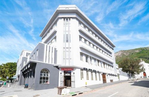 Paarl Apartment | 505 La Roche, Paarl