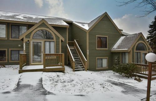 Hidden Valley House | 5123 Summit View Court