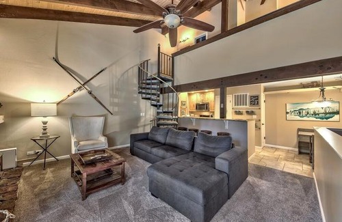 South Lake Tahoe House | 513 Pine Grove