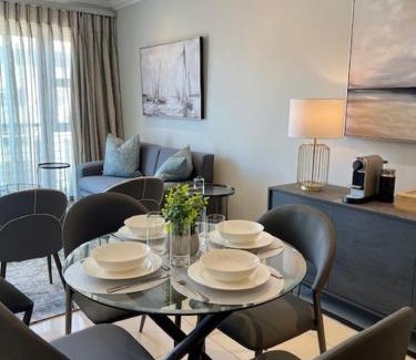Mouille Point Apartment | 514 The Granger