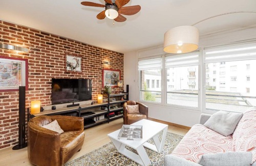 19th Arrondissement Apartment | 53m with balcony near the Parc de la Villette