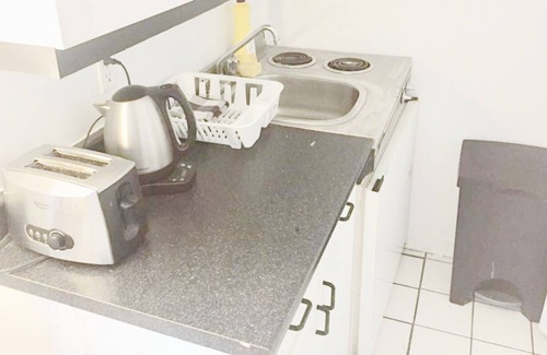 Milton Park Apartment | (541) Studio Downtown Montreal