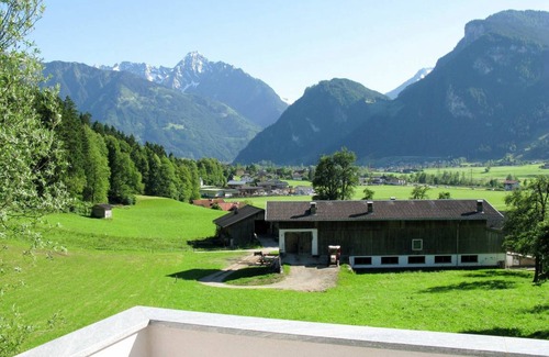 Ramsau im Zillertal Apartment | 55 m² Apartment ∙ 2 bedrooms ∙ 4 guests