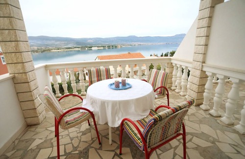 Municipality of Trogir Apartment | 55 m² Apartment ∙ 4 guests